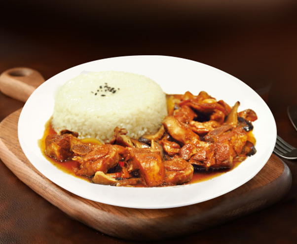 黄焖鸡米饭
